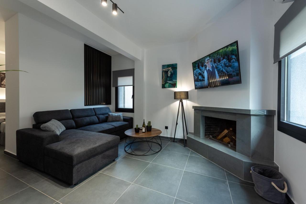 Frourio Lodge Α2 Larissa Exteriér fotografie